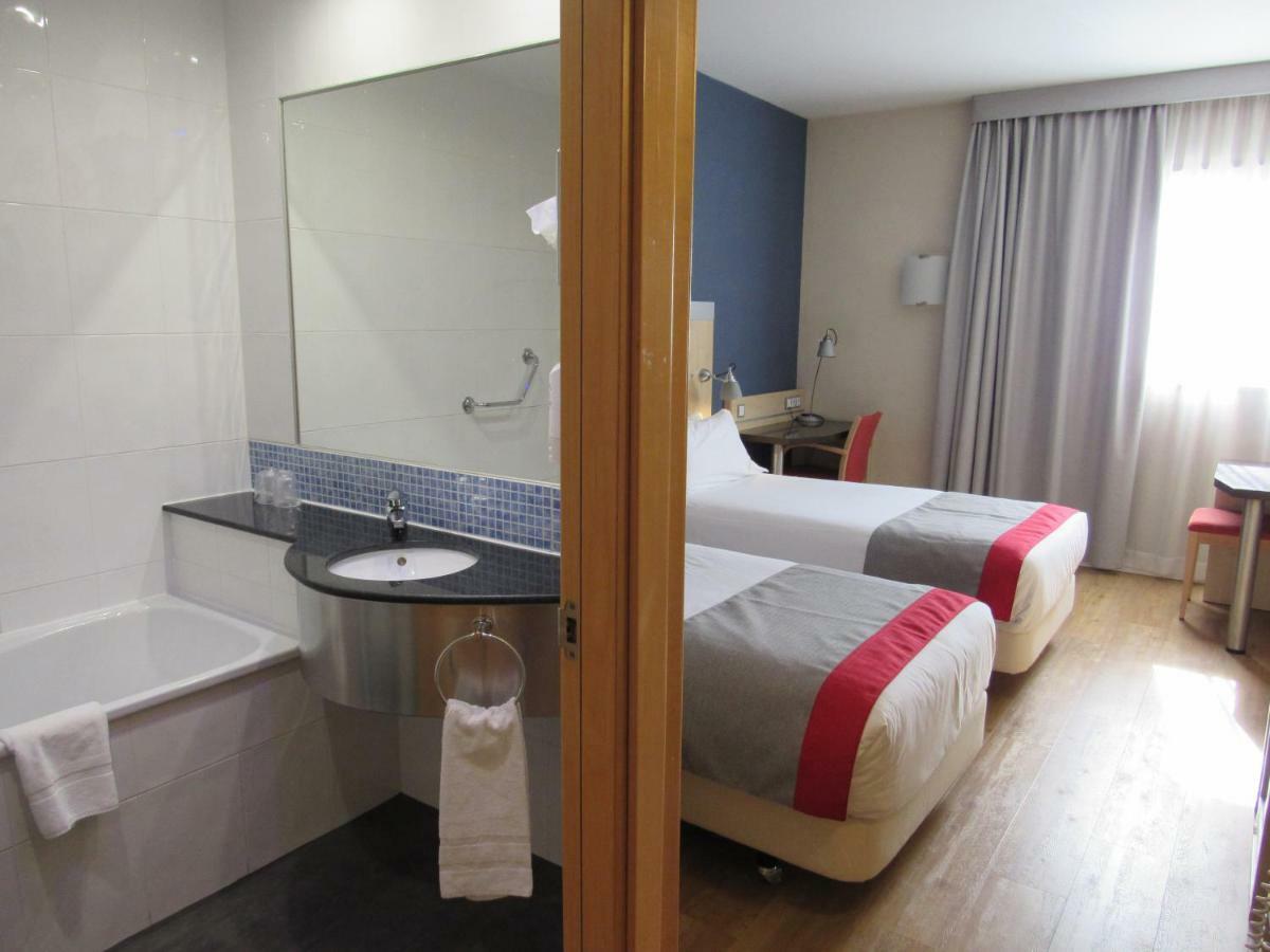 Hotel Express Madrid-alcorcón, An Ihg 3*